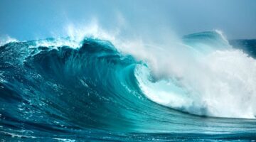 Ocean Waves Dream Meaning